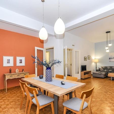 The Elegant. Spacious City Center Apartment. Ηράκλειο Κρήτης Εξωτερικό φωτογραφία